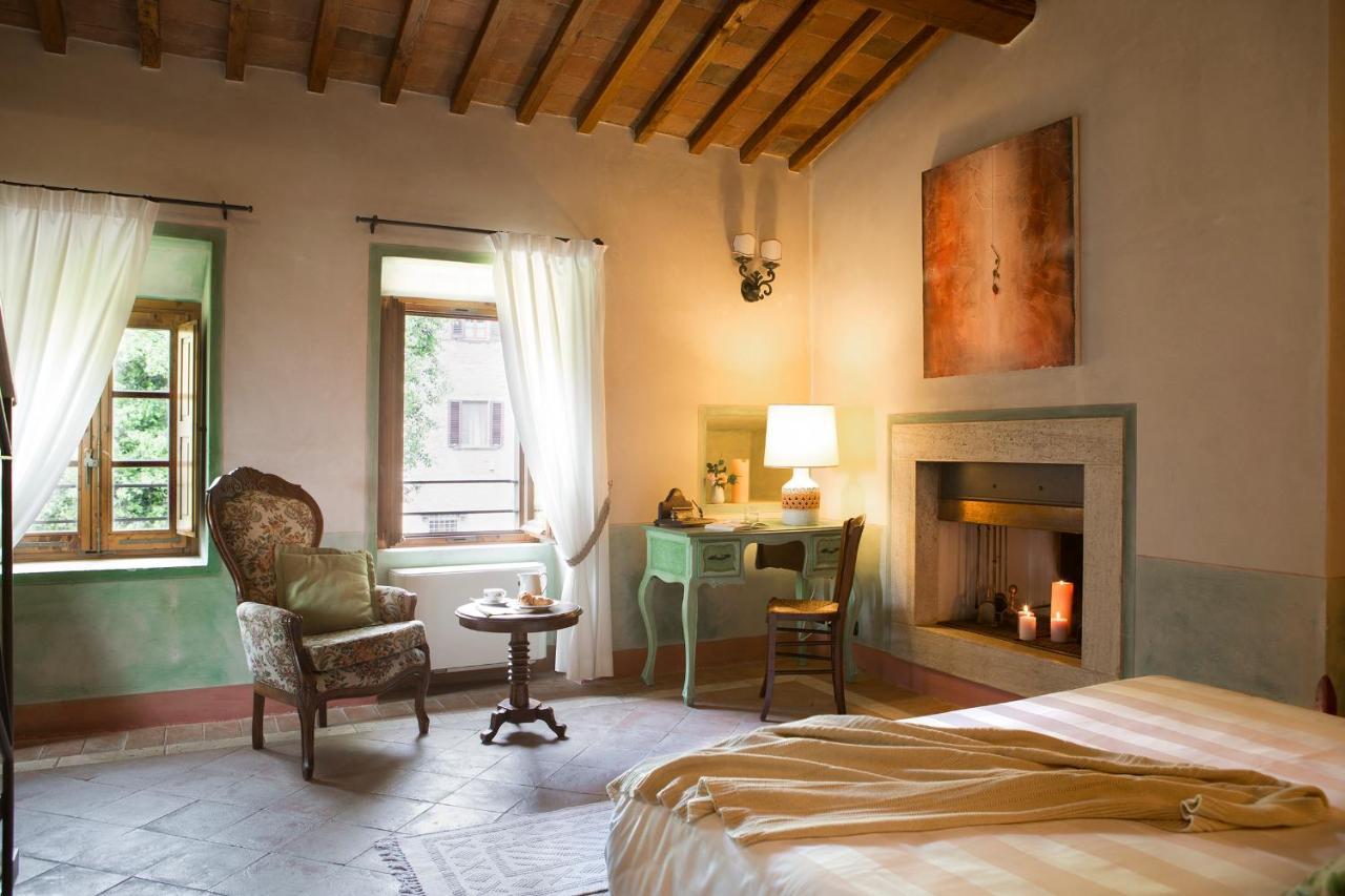 La Canonica Di Cortine Casa de hóspedes Barberino di Val dʼElsa Exterior foto
